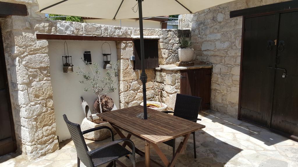 Michalis Anoyia Traditional Stonehouse Kathikas Buitenkant foto