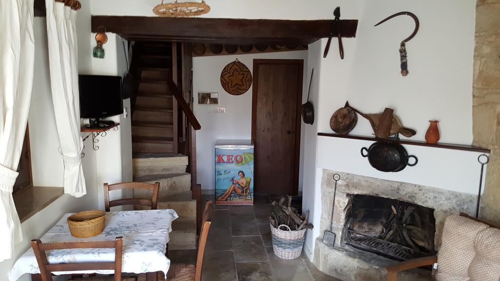 Michalis Anoyia Traditional Stonehouse Kathikas Buitenkant foto